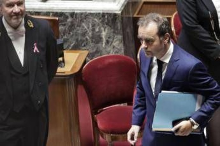 Francia, Lecornu salvo per 18 voti: respinta prima mozione di sfiducia Francia, Lecornu salvo per 18 voti: respinta prima mozione di sfiducia