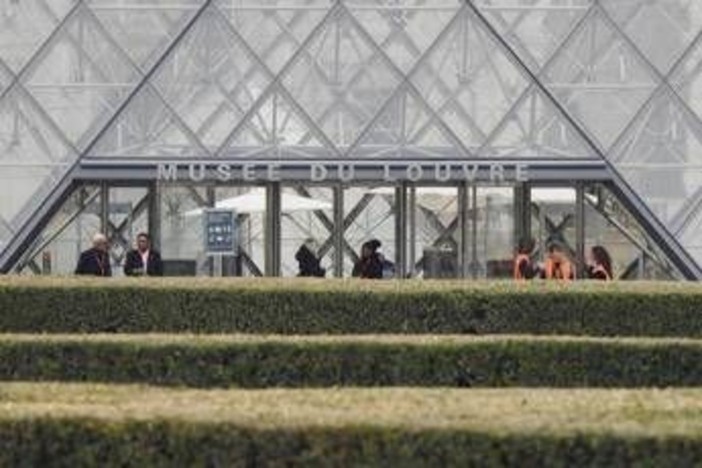 Louvre, l'ultimo furto nel 1998: 27 anni fa rubata (e mai ritrovata) una tela di Camille Corot