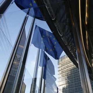 Ue, nuova iniziativa per promuovere l’occupazione femminile nel Mediterraneo