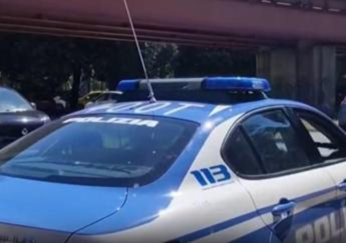 Maxi blitz polizia contro baby gang in 44 province: 539 arresti e oltre 700 kg di droga sequestrati Maxi blitz polizia contro baby gang in 44 province: 539 arresti e oltre 700 kg di droga sequestrati