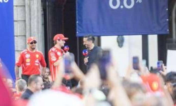 Gp Monza, la promessa di Hamilton e Leclerc: "Qui per vincere" Gp Monza, la promessa di Hamilton e Leclerc: "Qui per vincere"