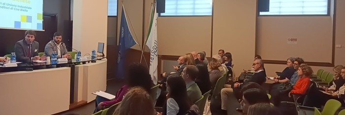 Wooooow! Biella: missione docenti. Come aiutare gli studenti nel loro percorso di orientamento Wooooow! Biella: missione docenti. Come aiutare gli studenti nel loro percorso di orientamento