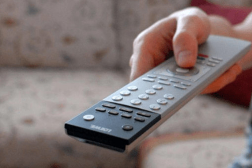 Ascolti tv domenica 14 settembre, 'La Ruota' continua a vincere su 'Affari tuoi' Ascolti tv domenica 14 settembre, 'La Ruota' continua a vincere su 'Affari tuoi'