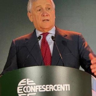 Tajani: &quot;Serve un'Europa politica forte, dobbiamo avere il coraggio di andare avanti&quot;
