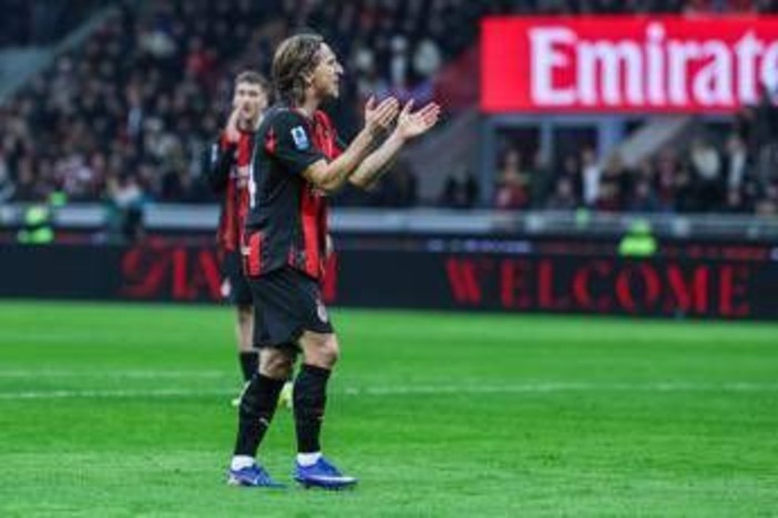 Serie A, oggi Lazio-Milan - La partita in diretta Serie A, oggi Lazio-Milan - La partita in diretta