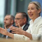 Germania, Weidel contro Merz dopo il voto: "È un peso". Mosca: "Trionfo storico AfD" Germania, Weidel contro Merz dopo il voto: "È un peso". Mosca: "Trionfo storico AfD"