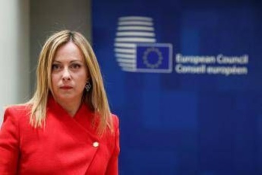 Meloni verso Consiglio Ue: "Aumentare pressione su Mosca". Ma resta il nodo asset russi Meloni verso Consiglio Ue: "Aumentare pressione su Mosca". Ma resta il nodo asset russi