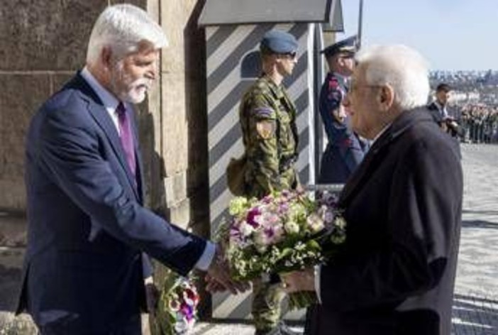 Mattarella: "Libano sotto una tempesta di bombardamenti devastanti"