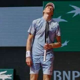 Sinner eliminato al Roland Garros, Binaghi: "Vicini a Jannik, sportività vale più del risultato" Sinner eliminato al Roland Garros, Binaghi: "Vicini a Jannik, sportività vale più del risultato"