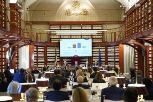 Arca Fondi e Itinerari Previdenziali disegnano il futuro dei fondi pensione Arca Fondi e Itinerari Previdenziali disegnano il futuro dei fondi pensione