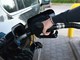 Carburanti: Mimit, prezzo medio self benzina 1,934 euro/litro, gasolio 2,026
