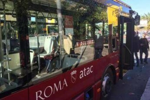 Sciopero a Roma domani 10 ottobre, a rischio mezzi Atac: orari e fasce di garanzia Sciopero a Roma domani 10 ottobre, a rischio mezzi Atac: orari e fasce di garanzia