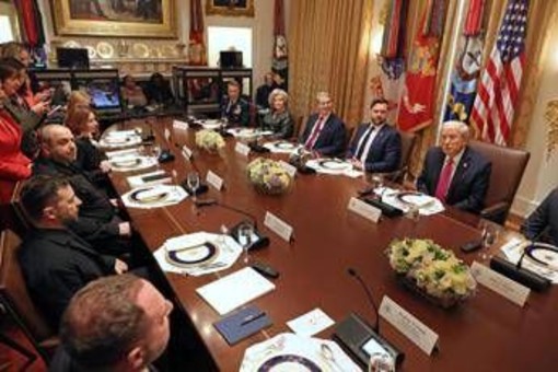 Trump-Zelensky, non c'è accordo su missili Tomahawk a Kiev: Usa temono escalation Trump-Zelensky, non c'è accordo su missili Tomahawk a Kiev: Usa temono escalation