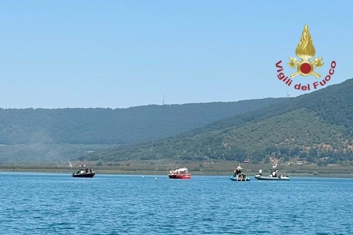 Ritrovato nel lago di Vico il corpo del marito della ministra Roccella Ritrovato nel lago di Vico il corpo del marito della ministra Roccella