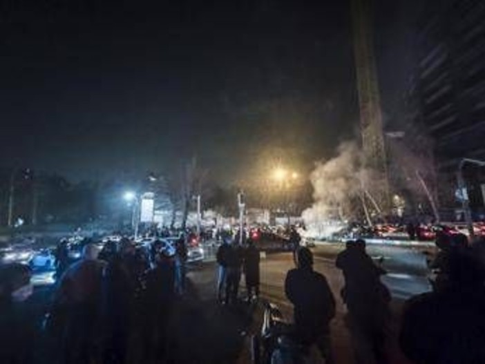 Sanzioni, inflazione e crollo del rial: così è nata la nuova rivolta in Iran