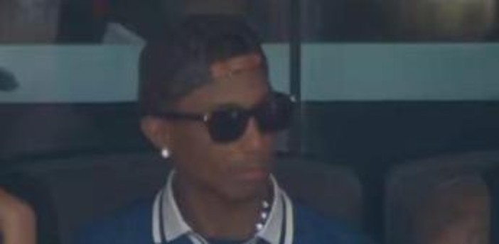Mondiali, telecronisti non riconoscono Williams in tribuna: "Forse è un rapper..." Mondiali, telecronisti non riconoscono Williams in tribuna: "Forse è un rapper..."