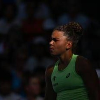 Da Cobolli a Paolini, virus mette tennisti ko all'Australian Open. Il medico "Ecco da cosa dipende"