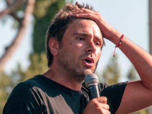 Alessandro Di Battista, malore per l'ex deputato M5S: tutto quello che sappiamo Alessandro Di Battista, malore per l'ex deputato M5S: tutto quello che sappiamo