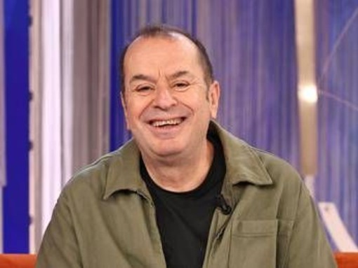 Da noi... a ruota libera, Fabio Canino: "Ballando? Edizione pesante, colpa di alcuni personaggi..." Da noi... a ruota libera, Fabio Canino: "Ballando? Edizione pesante, colpa di alcuni personaggi..."