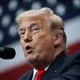 Iran, Trump sospende attacco: "Ci sono sviluppi positivi". Teheran avverte: "Non fate un altro errore strategico"