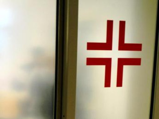 Treviso, bambino di 3 anni morso al volto da cane di famiglia: è grave Treviso, bambino di 3 anni morso al volto da cane di famiglia: è grave