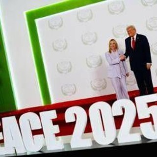 Trump lancia la fase 2 per Gaza, Meloni: "Stato palestinese se rispettati accordi" Trump lancia la fase 2 per Gaza, Meloni: "Stato palestinese se rispettati accordi"