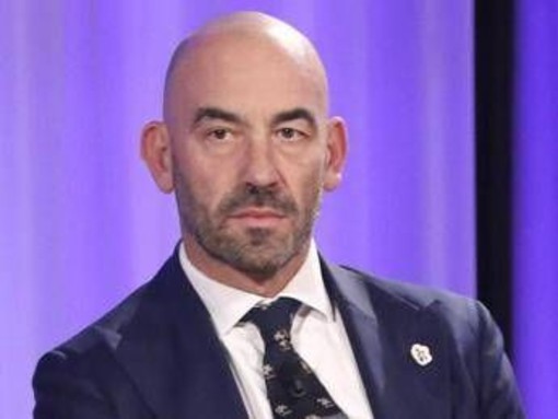 Insulti e minacce all'infettivologo Matteo Bassetti, prosciolti quattro imputati Insulti e minacce all'infettivologo Matteo Bassetti, prosciolti quattro imputati