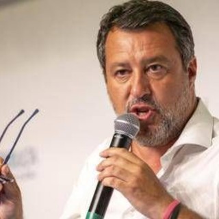 Salvini: "Chi esce da Lega finisce nel nulla". A Zelensky: "Amico mio stai perdendo, firma accordo"