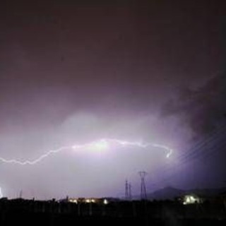 Ottobrata con caldo fuori stagione, ma temporali in agguato Ottobrata con caldo fuori stagione, ma temporali in agguato