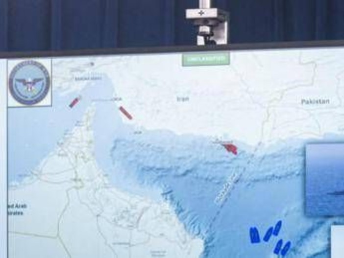 Marines si calano con le corde e sequestrano nave iraniana, le immagini