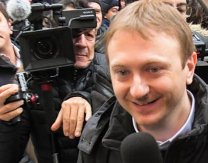 Caso Garlasco, l'avvocato di Stasi: "Altri elementi a favore e uno farà scalpore" Caso Garlasco, l'avvocato di Stasi: "Altri elementi a favore e uno farà scalpore"