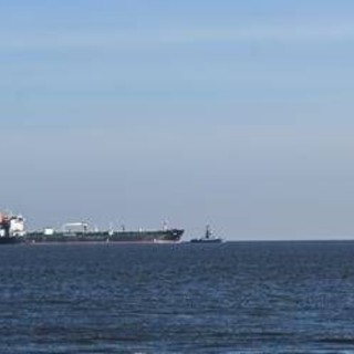 Venezuela, New York Times: "Petroliera inseguita da Usa rivendica protezione di Mosca" Venezuela, New York Times: "Petroliera inseguita da Usa rivendica protezione di Mosca"