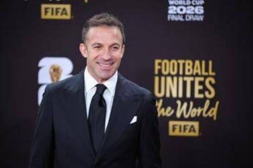 Del Piero, risposta a Sala su caso Bastoni: "Non discuto di calcio con lui" Del Piero, risposta a Sala su caso Bastoni: "Non discuto di calcio con lui"