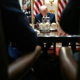 Trump: "Iran vuole accordo, ma non siamo ancora soddisfatti"