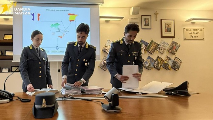 Frode fiscale internazionale, sequestro di 11 milioni di euro nella Bat