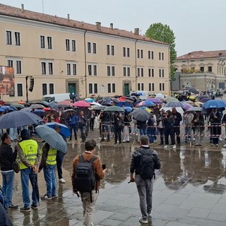Ultimo saluto ad Alex Zanardi, in migliaia ai funerali di Padova