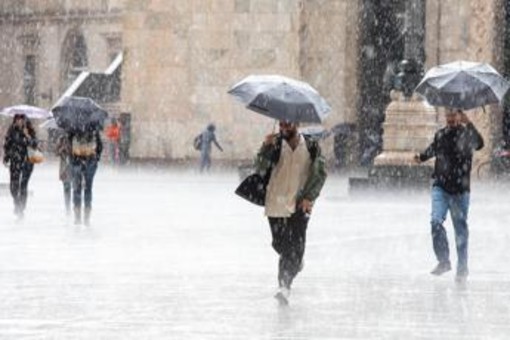Giù le temperature e ancora pioggia sull'Italia, cosa ci aspetta e quando arriva il caldo?