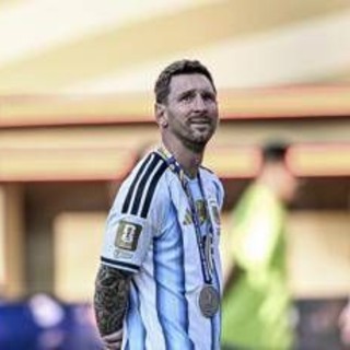 Messi torna in Argentina, oggi i funerali e l'ultimo saluto a papà Jorge Messi torna in Argentina, oggi i funerali e l'ultimo saluto a papà Jorge