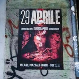 Milano, aggredito mentre strappava manifesti per Ramelli: 4 denunce