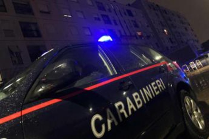 Omicidio nel Torinese, ucciso in strada a Collegno: aggressore in fuga Omicidio nel Torinese, ucciso in strada a Collegno: aggressore in fuga