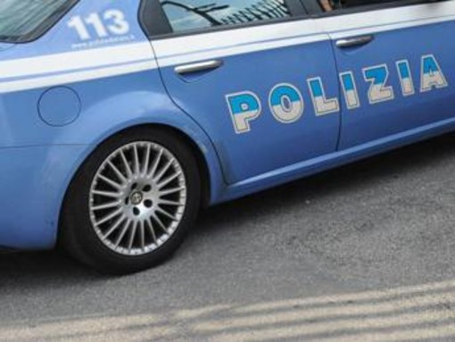 Lite di coppia dopo il viaggio in Nigeria, chiama la polizia perché il marito rifiuta un rapporto intimo