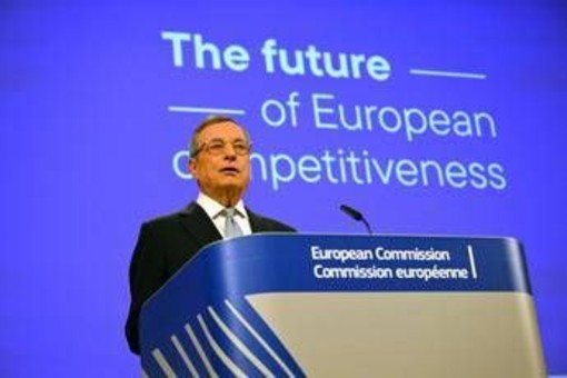 Draghi a un anno dal 'piano Draghi': l'Europa sarebbe diversa se avesse un ruolo operativo? Draghi a un anno dal 'piano Draghi': l'Europa sarebbe diversa se avesse un ruolo operativo?