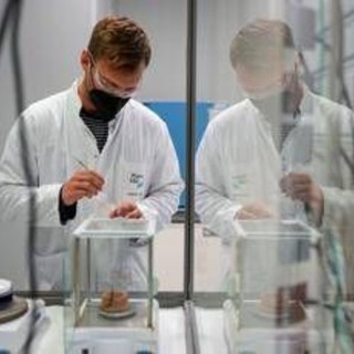Cancro polmone, ok Ue a lurbinectedina più atezolizumab in prima linea