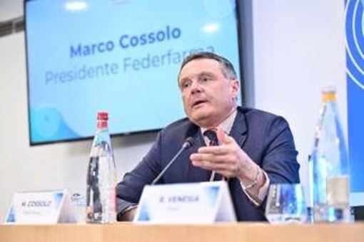Cossolo (Federfarma): "Dove ci sono le farmacie dei servizi calano le liste d'attesa"