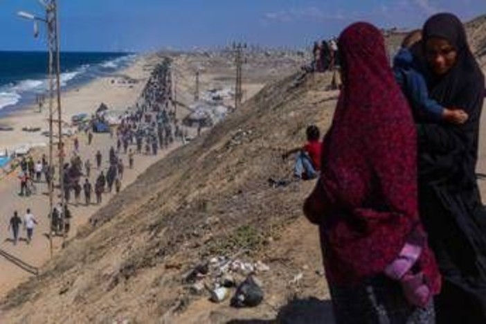 Tregua a Gaza, a Sharm el Sheikh la cerimonia per la firma dell'accordo e il summit con Trump Tregua a Gaza, a Sharm el Sheikh la cerimonia per la firma dell'accordo e il summit con Trump