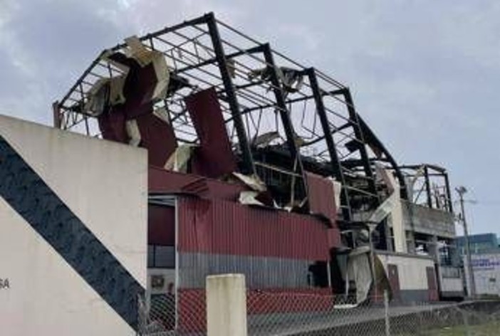 Portogallo, sale a 5 bilancio del morti per la tempesta Kristin Portogallo, sale a 5 bilancio del morti per la tempesta Kristin