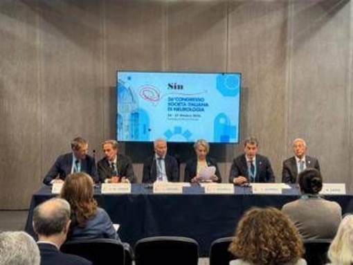 Miastenia gravis, neurologo Rini: "Zilucoplan migliora qualità vita dei pazienti" Miastenia gravis, neurologo Rini: "Zilucoplan migliora qualità vita dei pazienti"