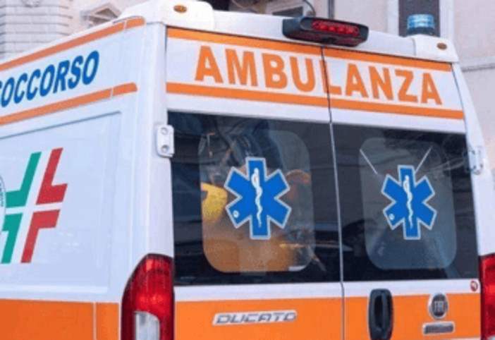Ragazzino di 12 anni investito da ambulanza a Genova, è grave Ragazzino di 12 anni investito da ambulanza a Genova, è grave