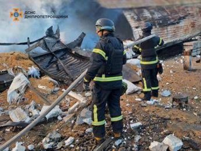 Massiccio attacco russo sull'Ucraina, Zelensky: "Impiegati 650 droni e 50 missili" Massiccio attacco russo sull'Ucraina, Zelensky: "Impiegati 650 droni e 50 missili"