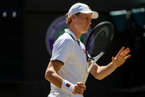Wimbledon, oggi la semifinale Sinner-Djokovic - Diretta Wimbledon, oggi la semifinale Sinner-Djokovic - Diretta